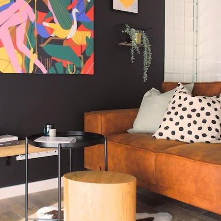 Smart Art :) Z Bezplatnym Parkingiem Podziemnym Apartman Kielce Kültér fotó